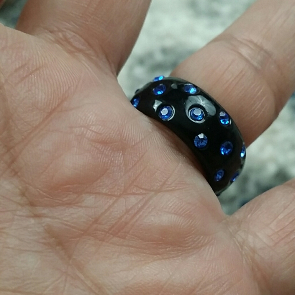 Statement Rings - Picture 5 of 8